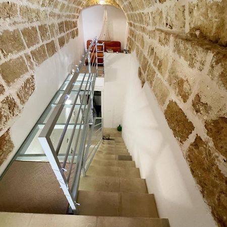 Mediterraneo House- Casa Nel Centro Storico Матино Экстерьер фото