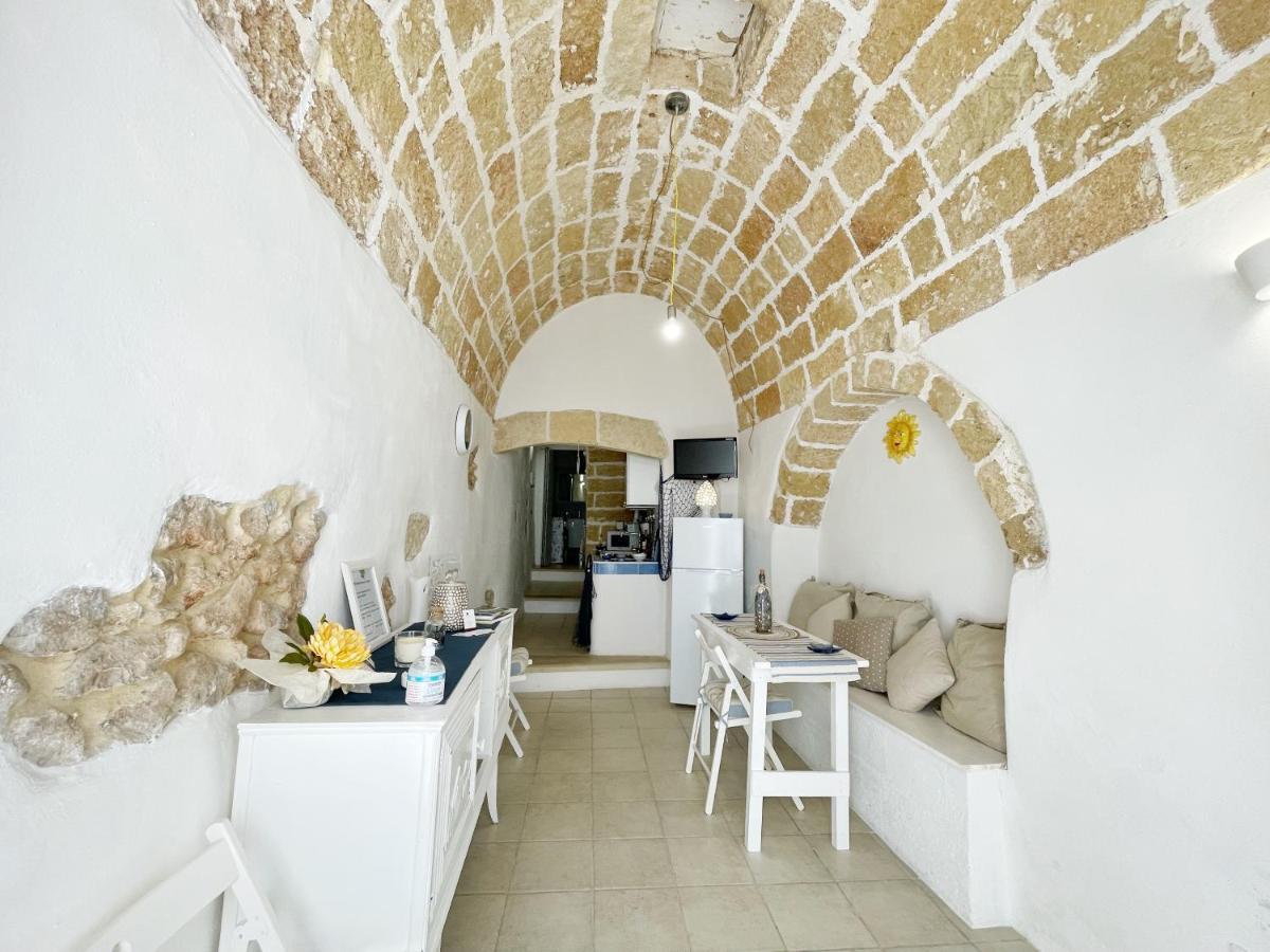 Mediterraneo House- Casa Nel Centro Storico Матино Экстерьер фото